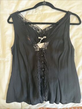 Reformation Cristina black lace top NWT
